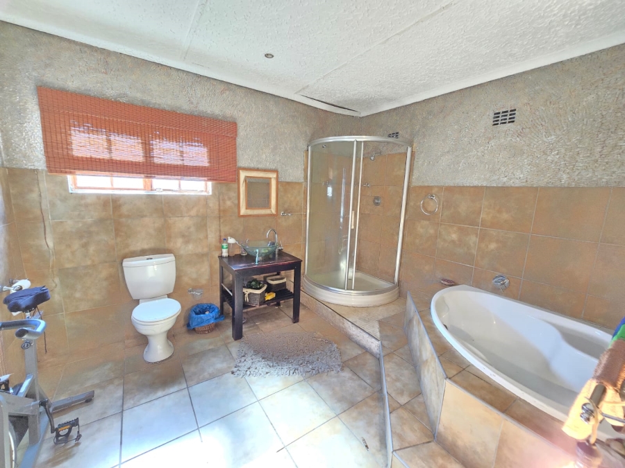 3 Bedroom Property for Sale in Cambridge West Eastern Cape